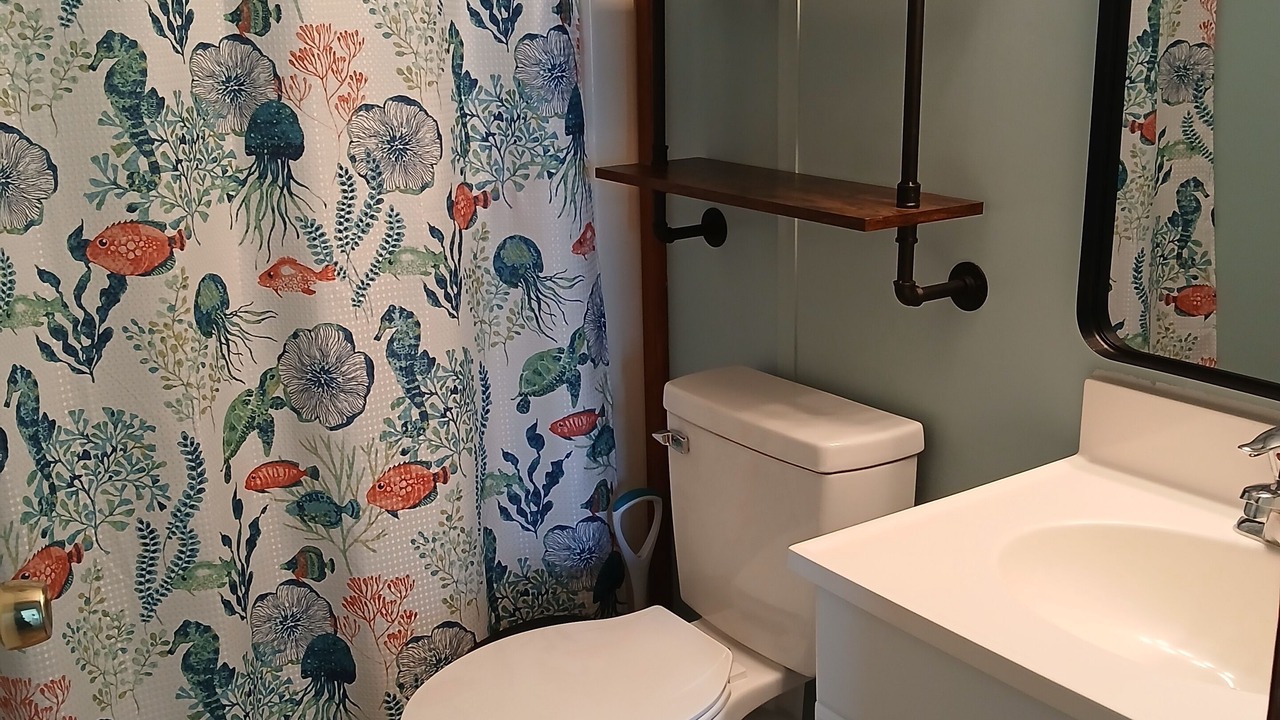 Photo of Bathroom in Kitty Hawk