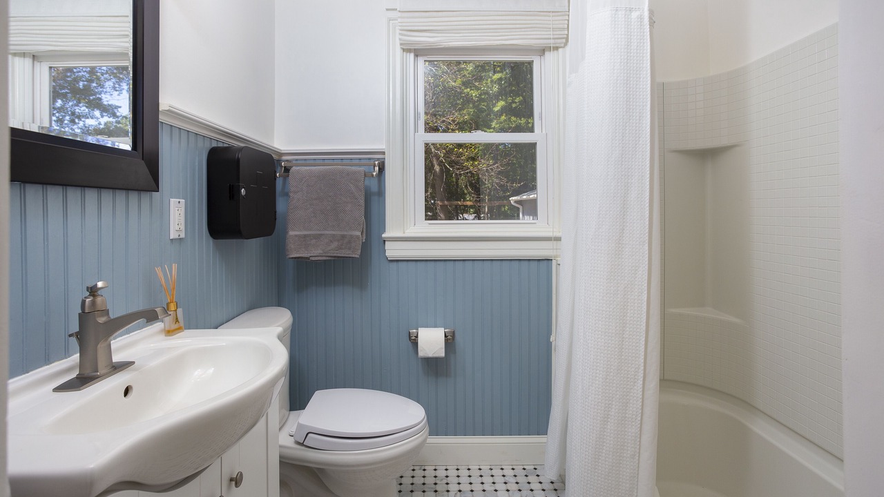Photo of Bathroom in High Point