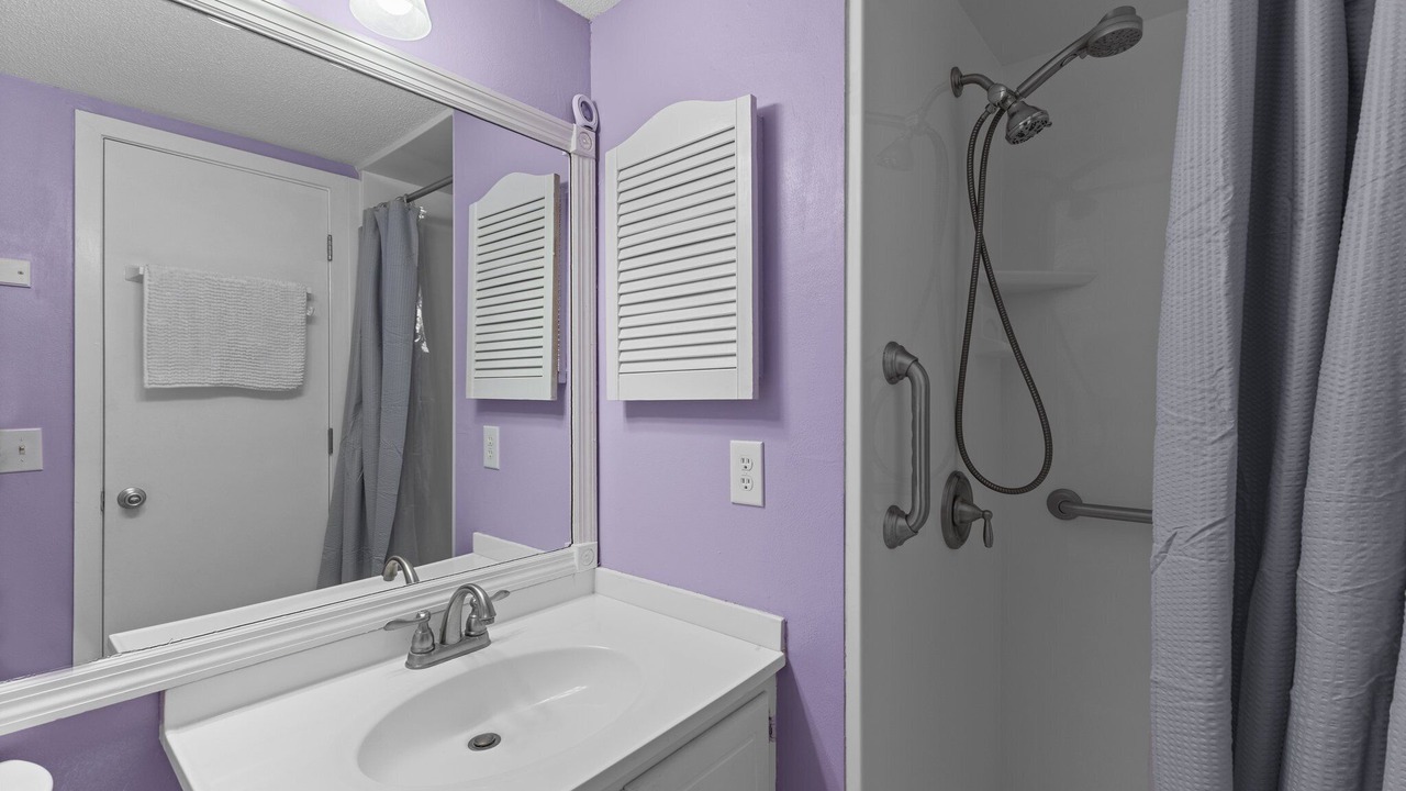 Photo of Bathroom in Morehead City