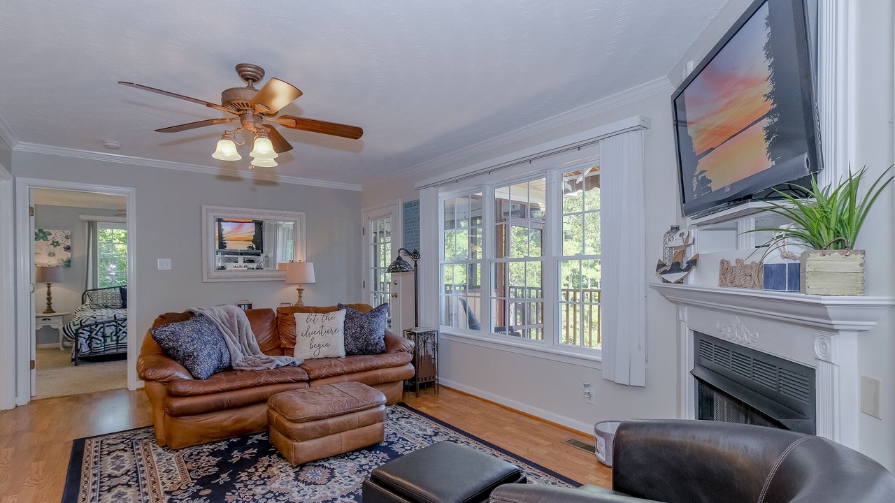 Photo of Livingroom in Henrico
