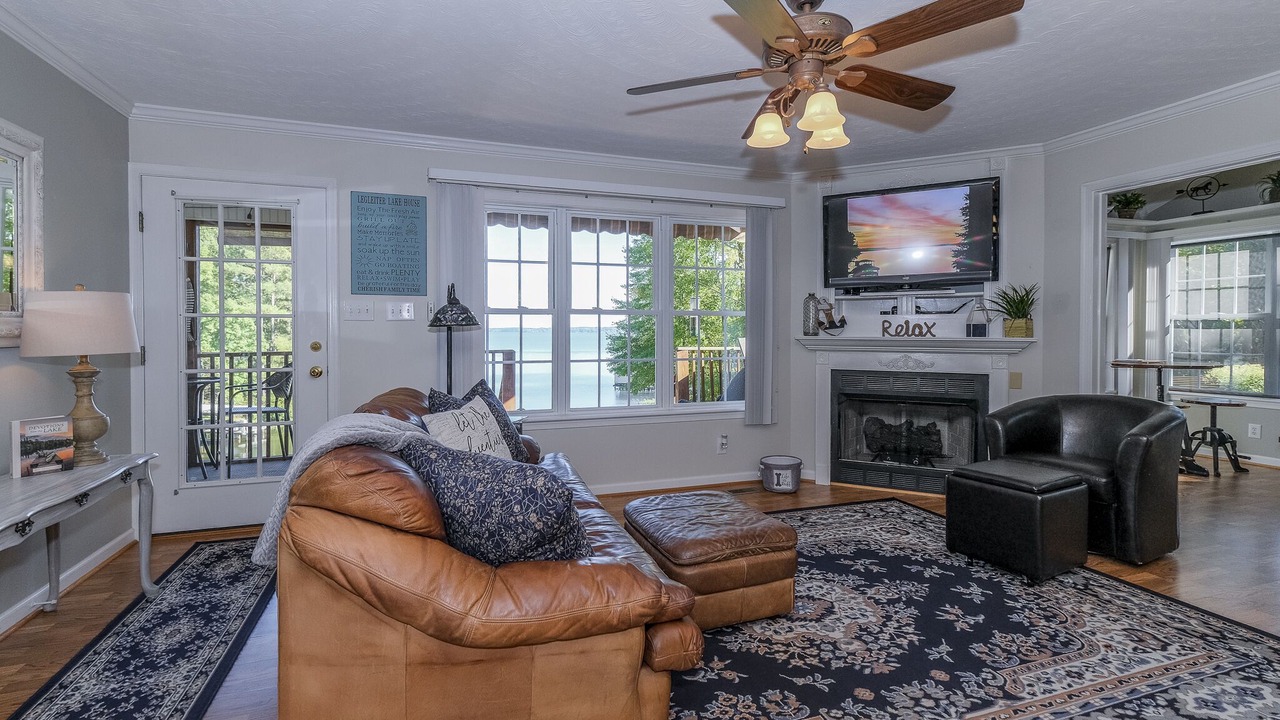 Photo of Livingroom in Henrico