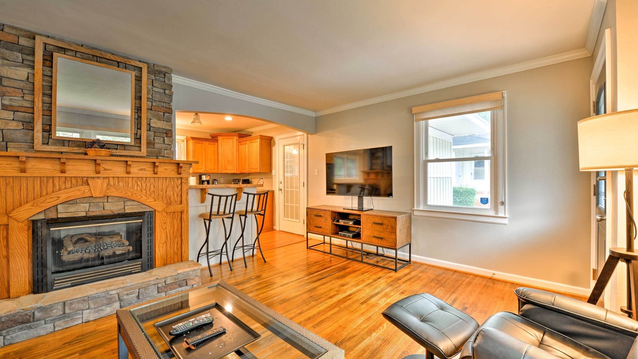 Photo of Livingroom in Charlotte