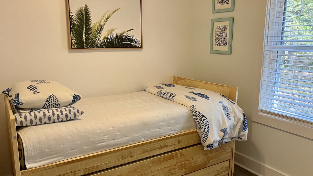 Photo of Bedroom in Pine Knoll Shores