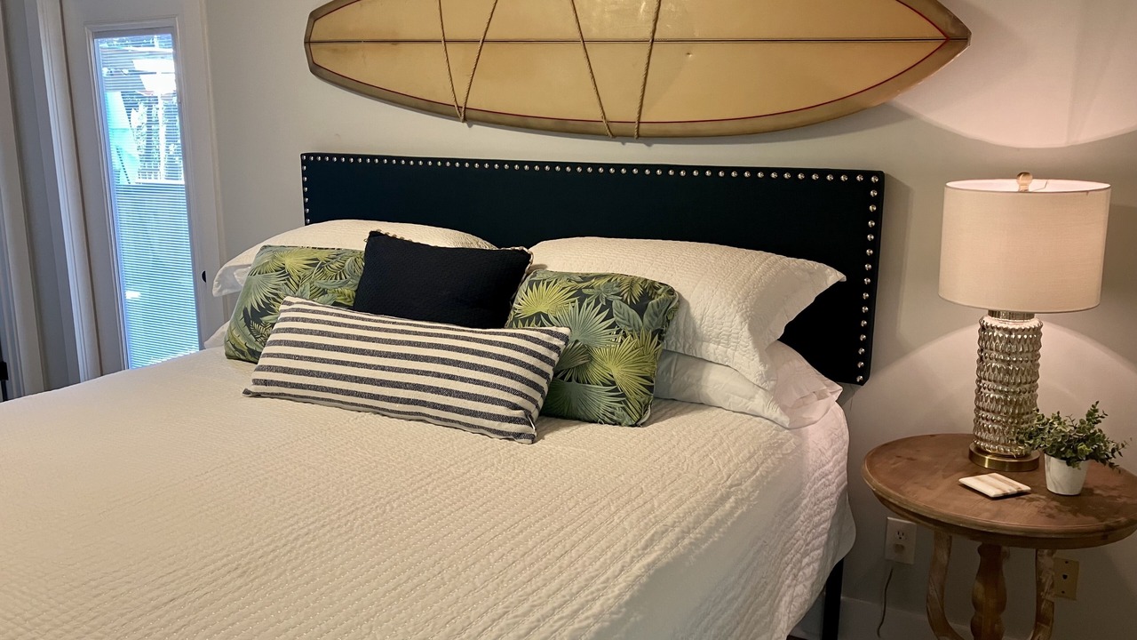 Photo of Bedroom in Pine Knoll Shores