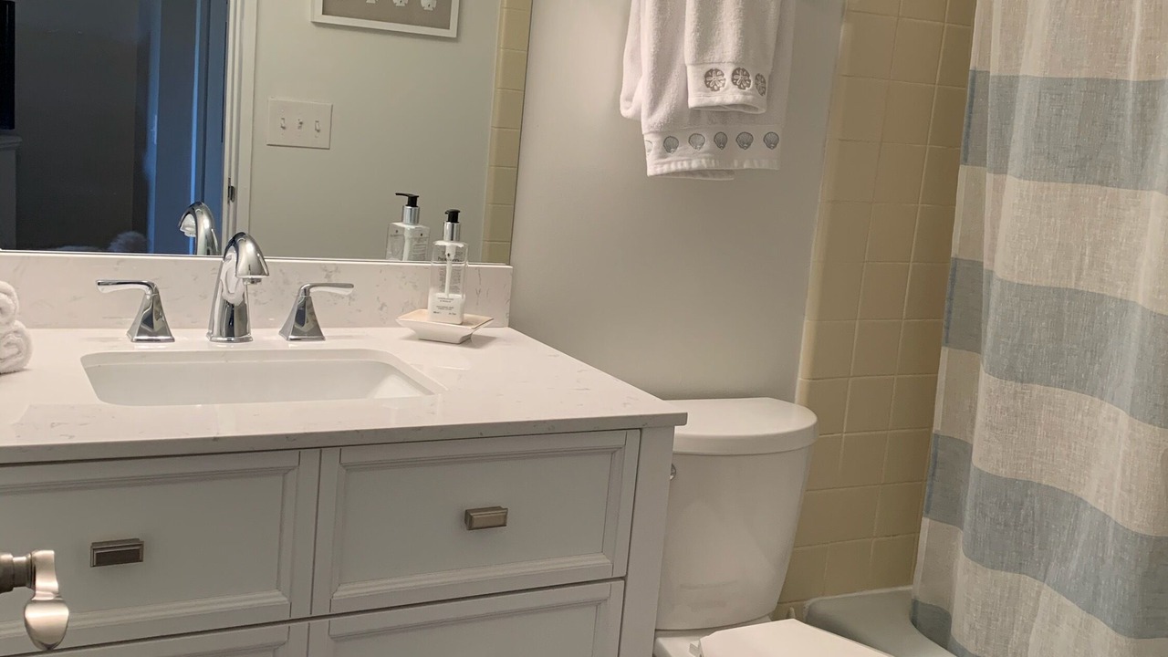 Photo of Bathroom in Palmetto Dunes