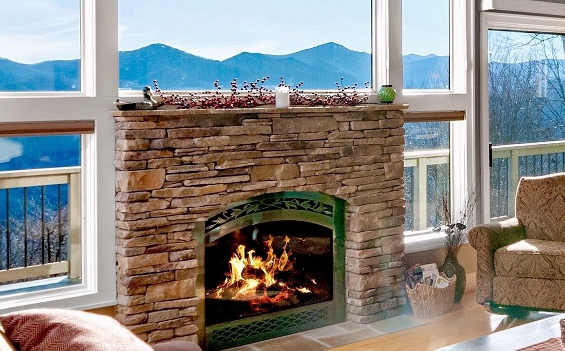 Photo of Livingroom in Waynesville
