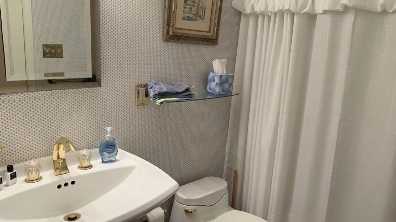 Photo of Bathroom in Burnsville