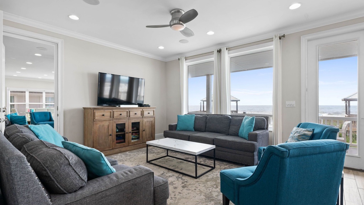 Photo of Livingroom in Ocean Isle Beach