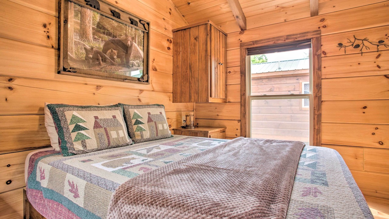 Photo of Bedroom in Mill Spring