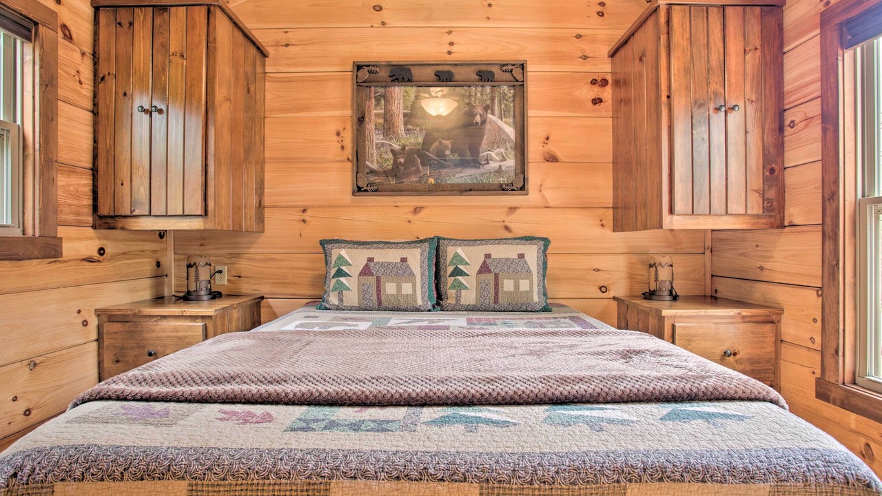 Photo of Bedroom in Mill Spring