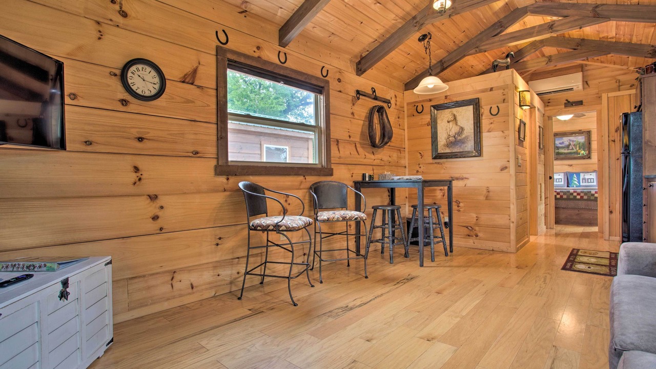 Photo of Livingroom in Mill Spring
