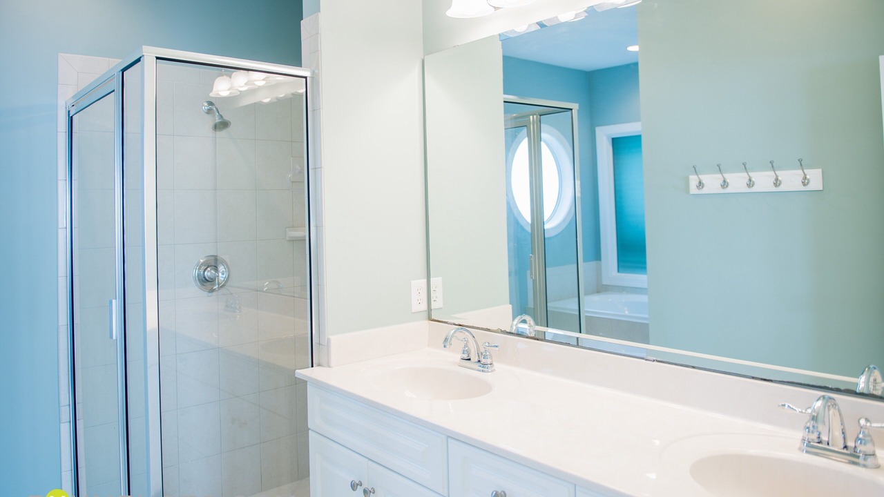Photo of Bathroom in Wilmington Beach