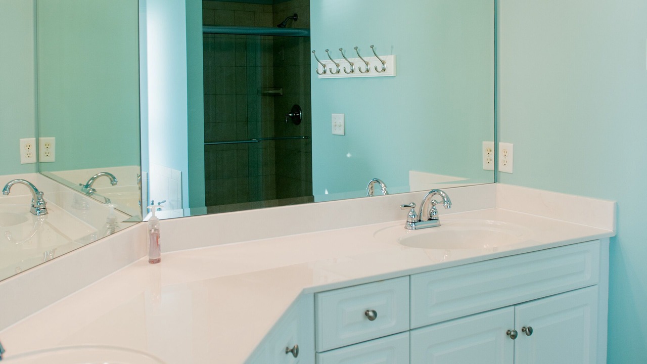 Photo of Bathroom in Wilmington Beach