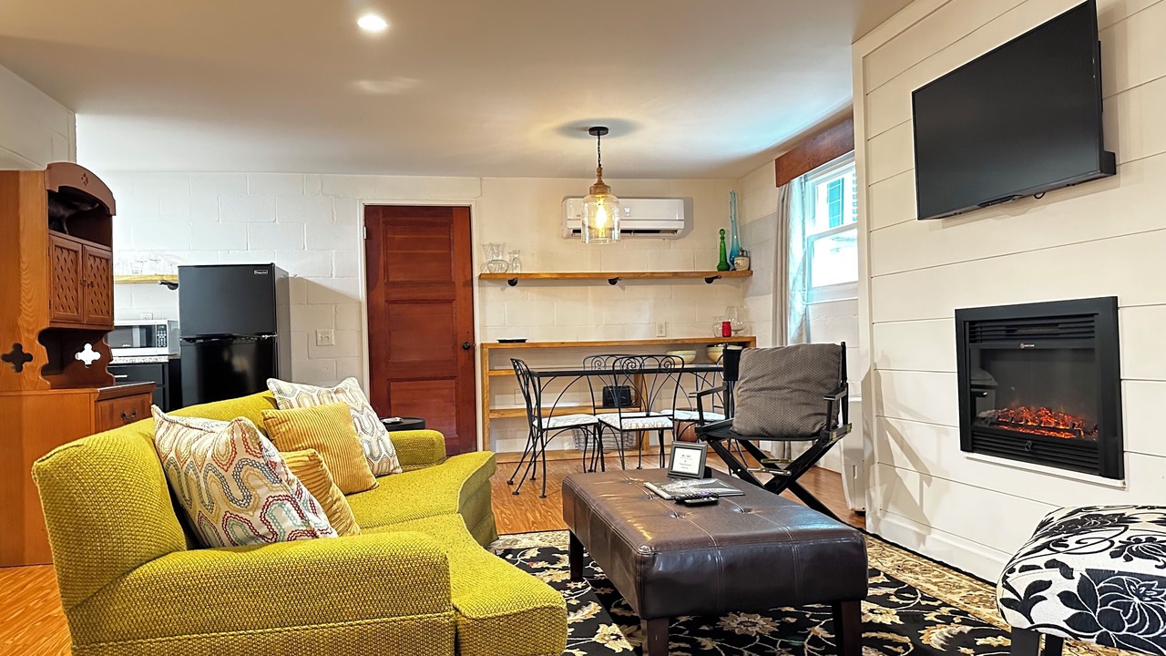Photo of Livingroom in Madison