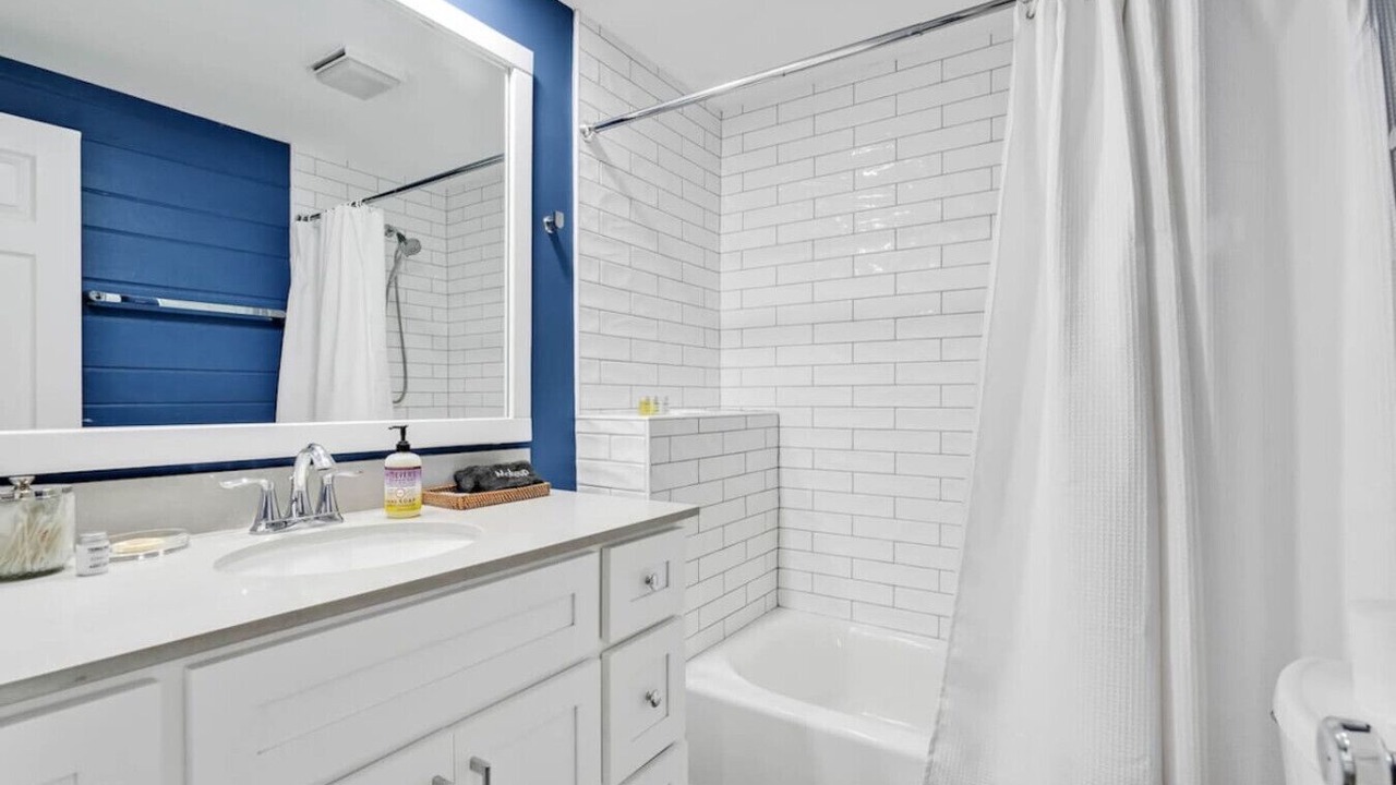 Photo of Bathroom in Wrightsville Beach
