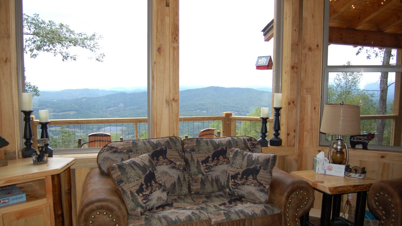 Photo of Bedroom in Brasstown
