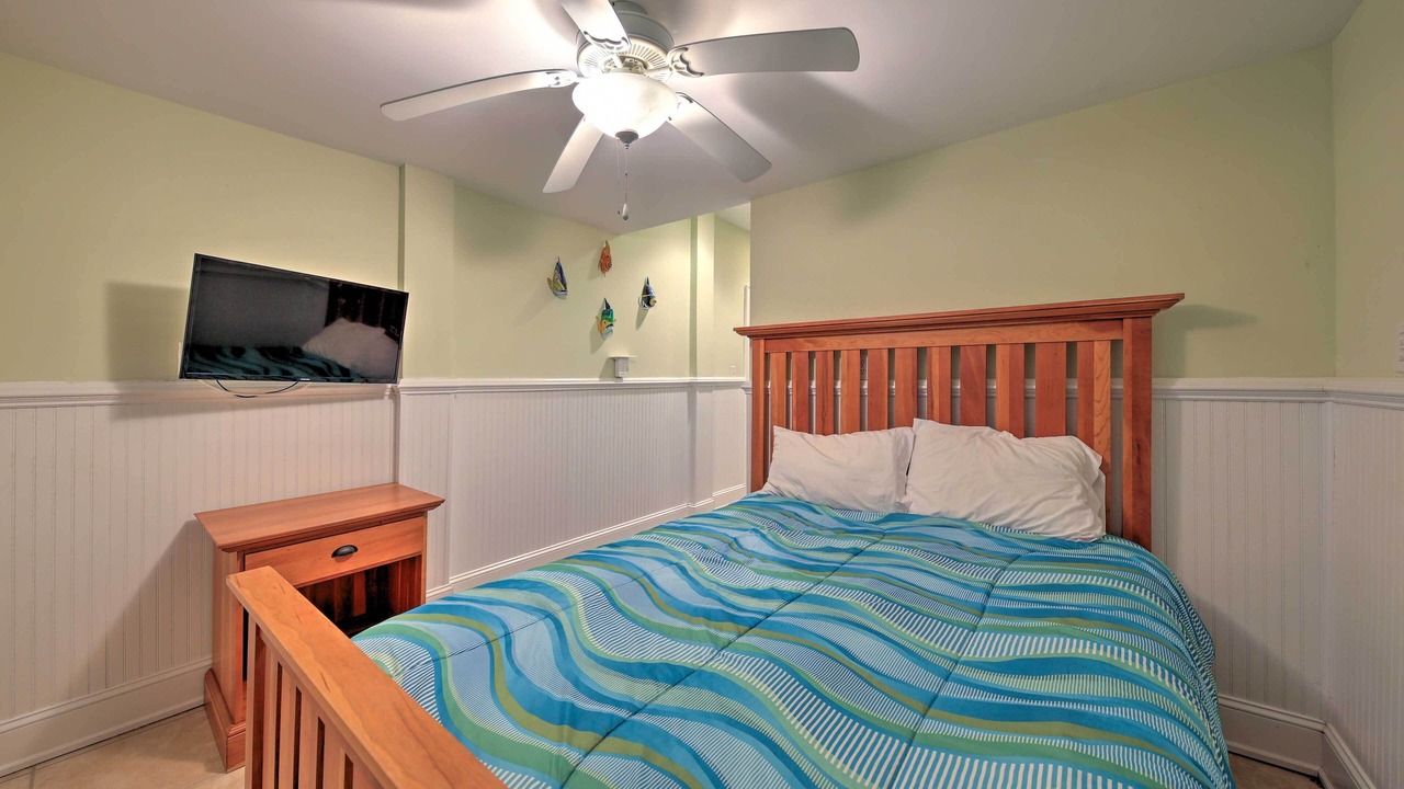 Photo of Bedroom in Manteo
