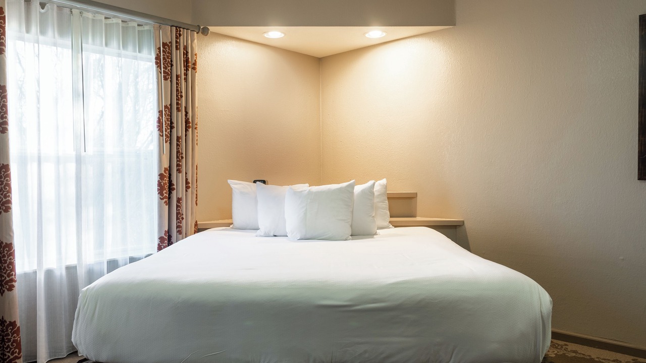 Photo of Bedroom in Pennington Bend