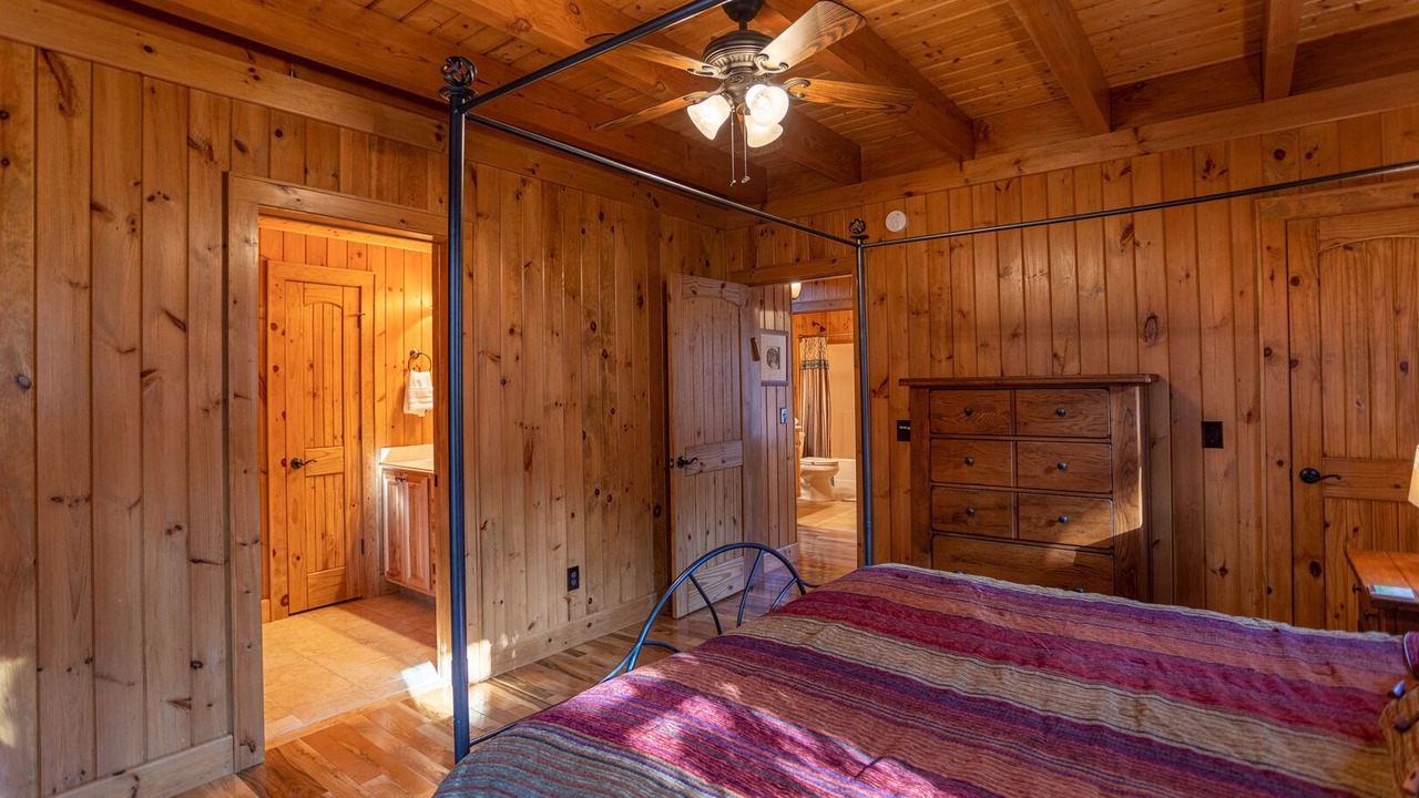 Photo of Bedroom in Zionville