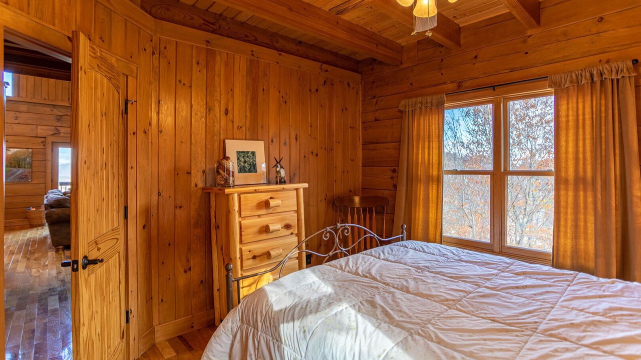 Photo of Bedroom in Zionville