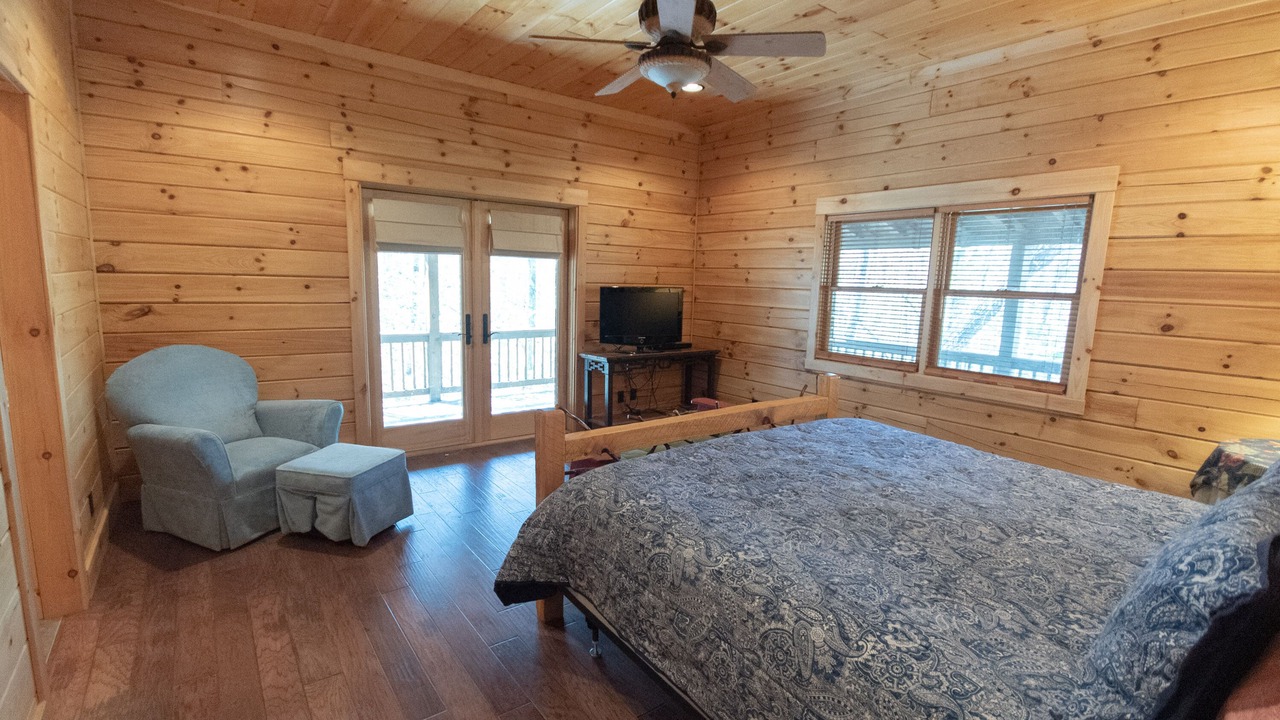 Photo of Bedroom in Topton