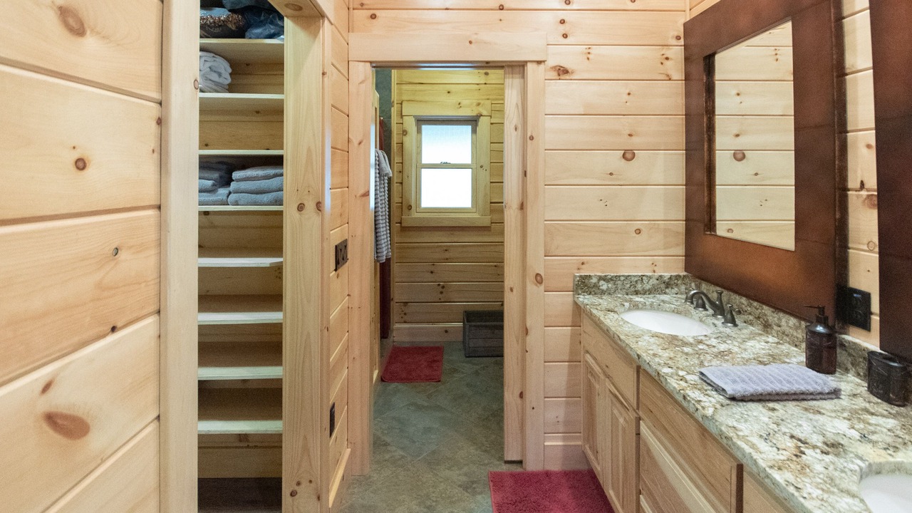 Photo of Bathroom in Topton