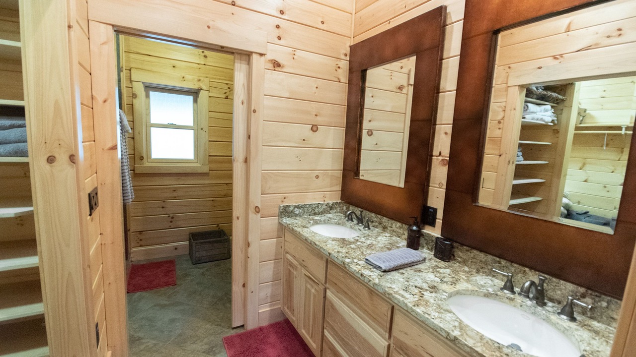 Photo of Bathroom in Topton