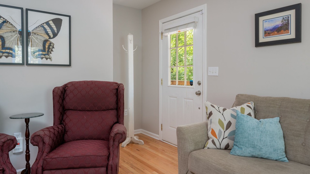 Photo of Livingroom in Woodfin