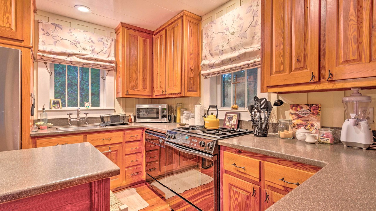 Photo of Kitchen in Mirror Lake