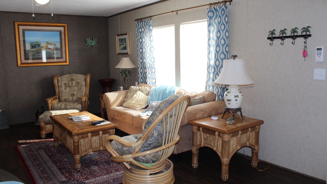 Photo of Livingroom in Tranquil Harbour