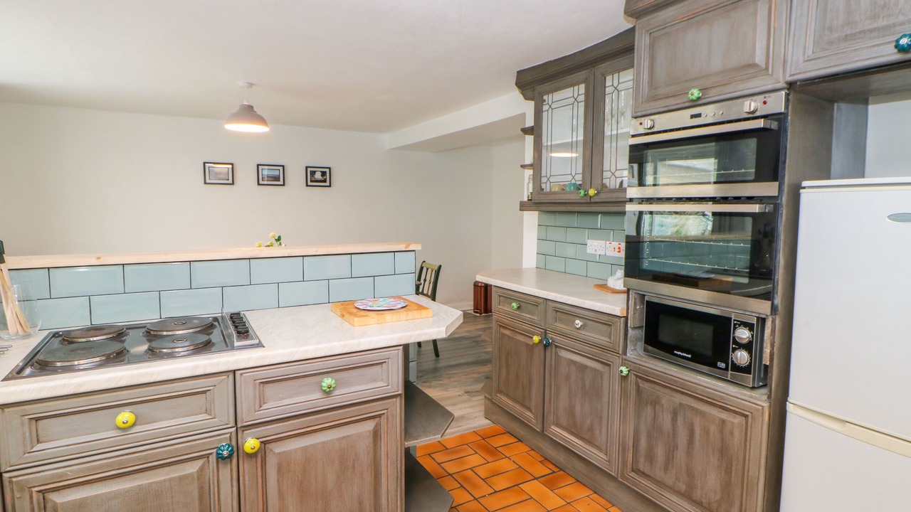 Photo of Kitchen in Headlam