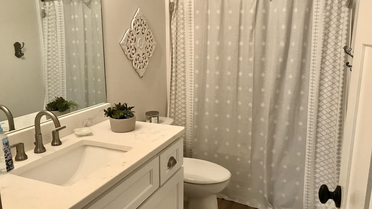Photo of Bathroom in Semora