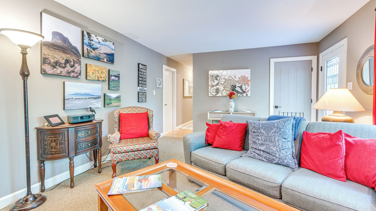 Photo of Livingroom in Black Mountain