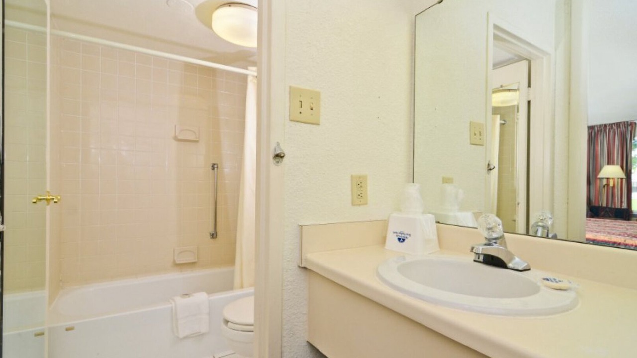 Photo of Bathroom in Wilson