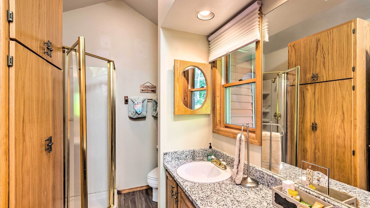 Photo of Bathroom in Hendersonville