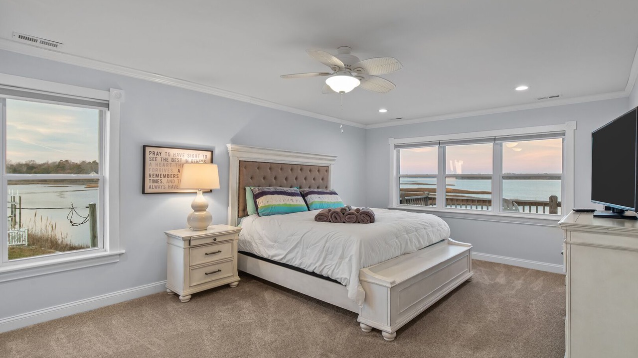 Photo of Bedroom in Swansboro