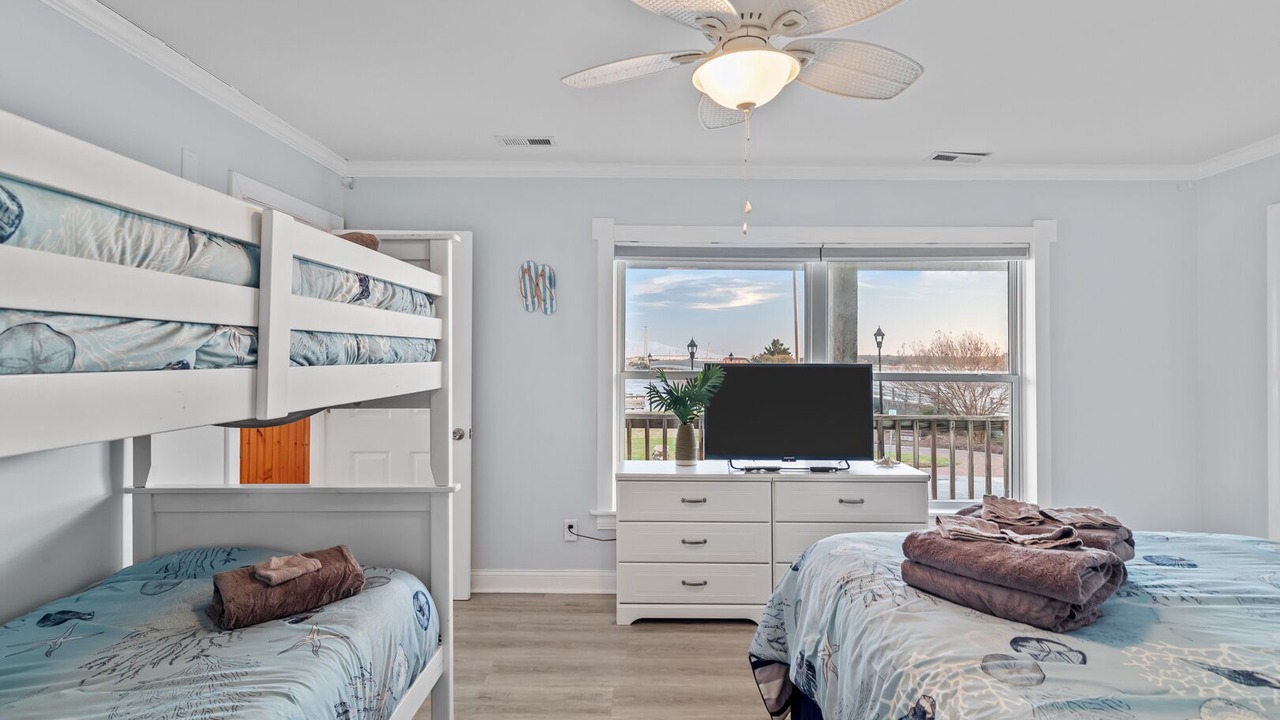 Photo of Bedroom in Swansboro