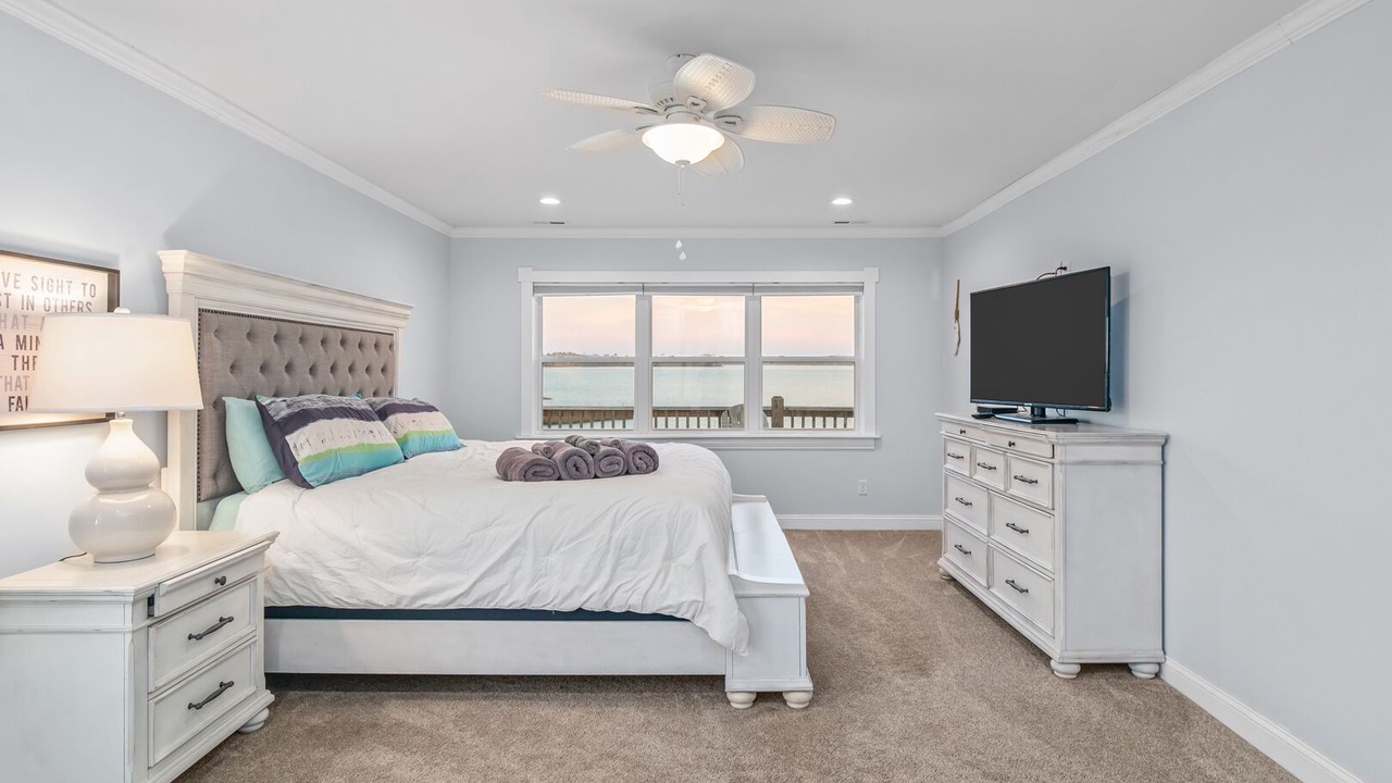 Photo of Bedroom in Swansboro