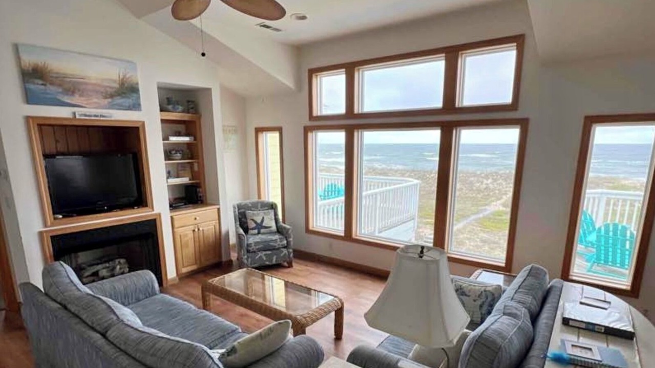Photo of Livingroom in Carova Beach