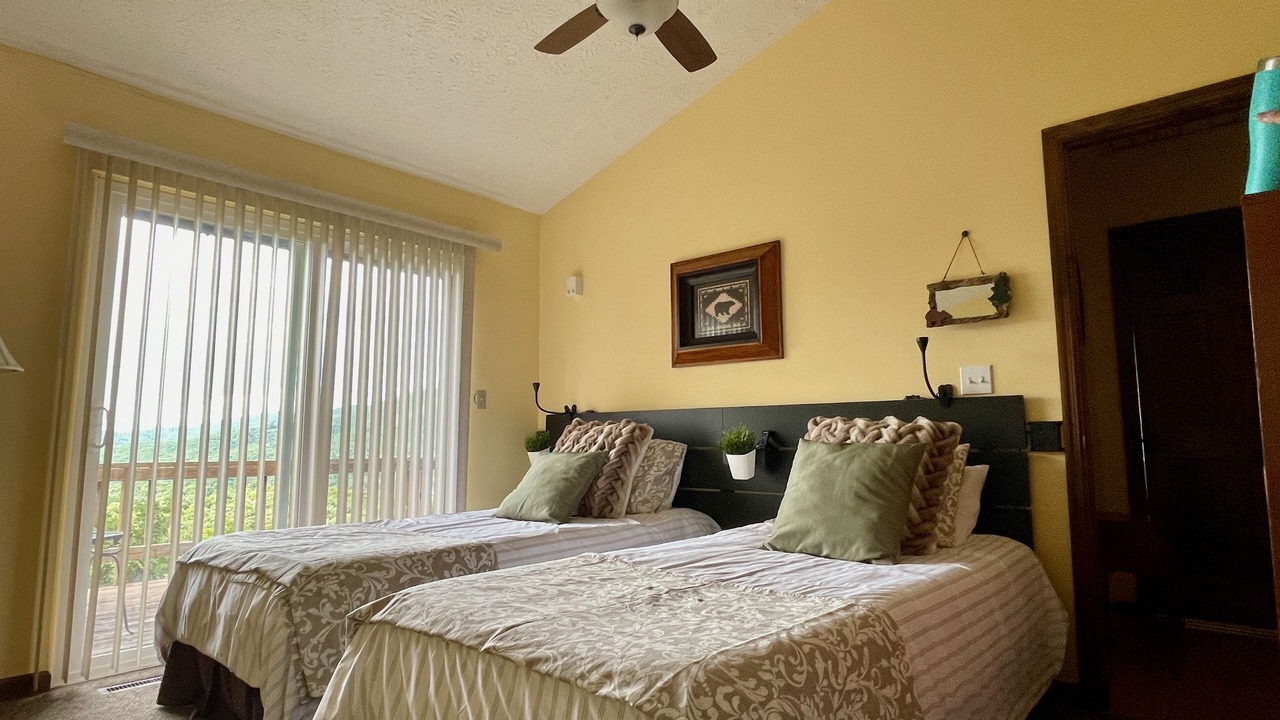 Photo of Bedroom in Burnsville
