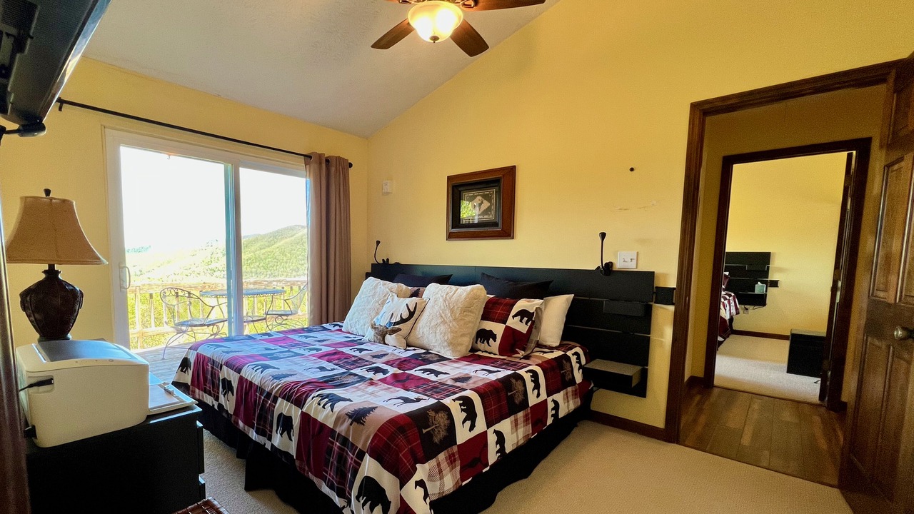 Photo of Bedroom in Burnsville