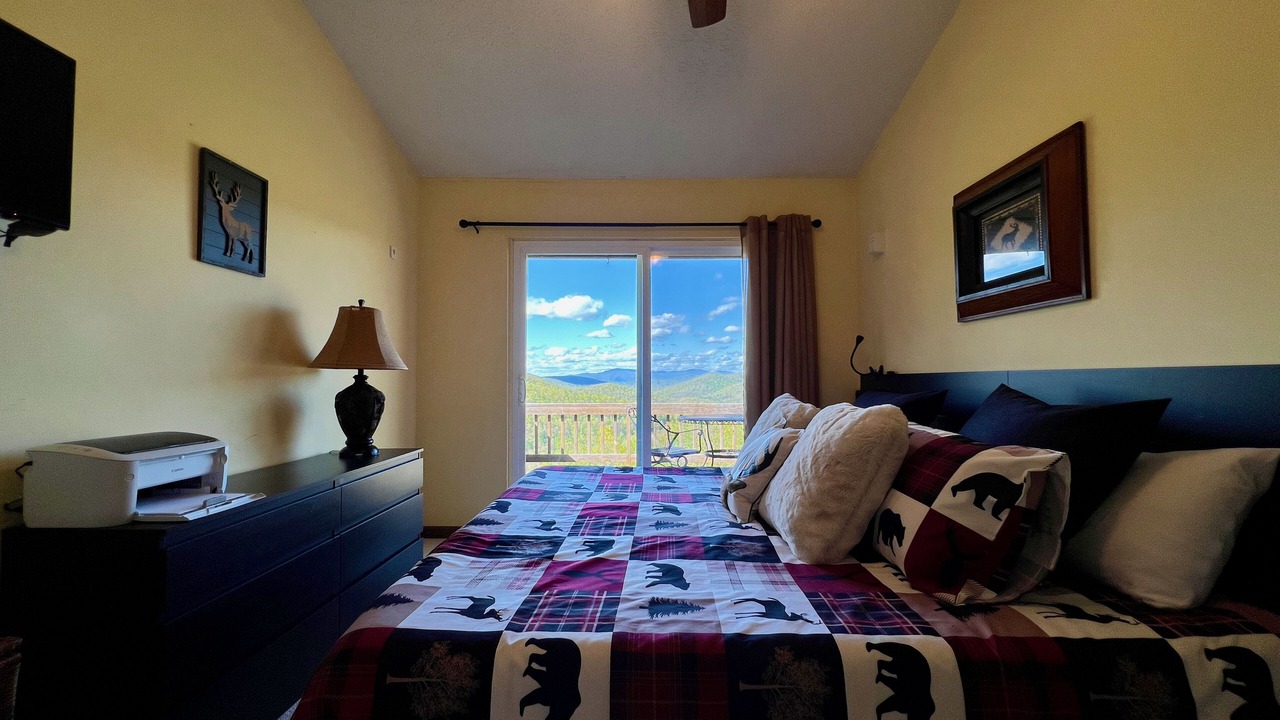 Photo of Bedroom in Burnsville