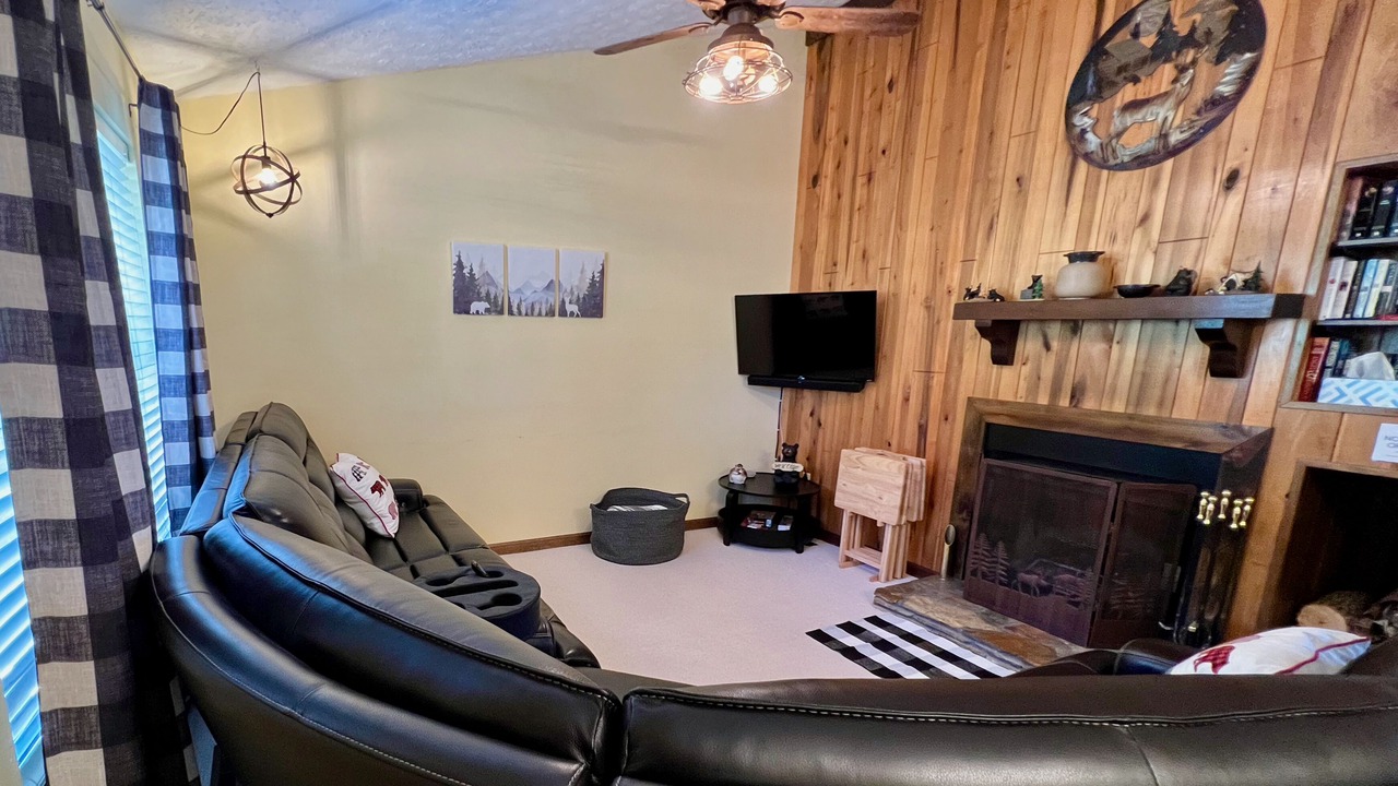 Photo of Livingroom in Burnsville