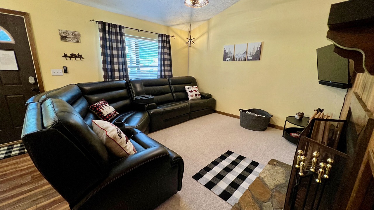 Photo of Livingroom in Burnsville