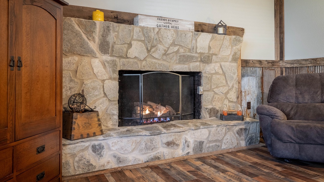 Photo of Livingroom in Morganton