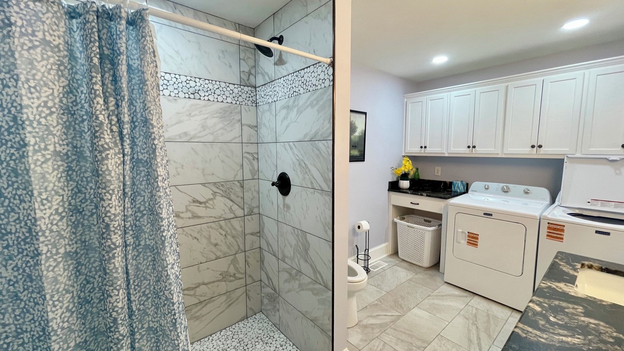 Photo of Bathroom in Lansing