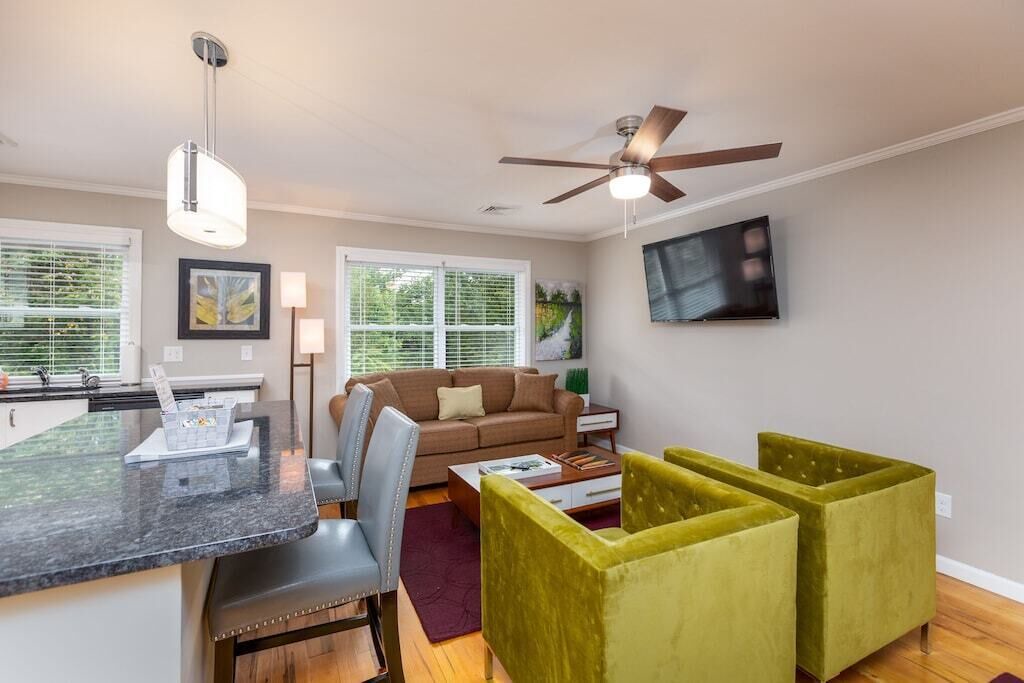 Photo of Livingroom in Winston - Salem