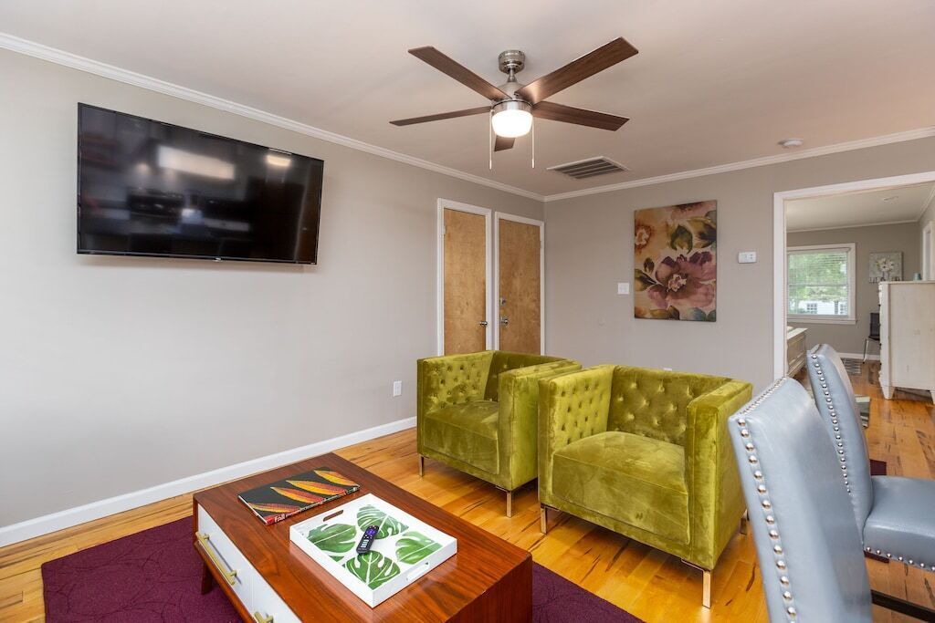 Photo of Livingroom in Winston - Salem