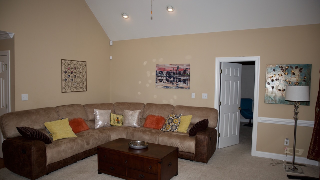 Photo of Livingroom in Greenville