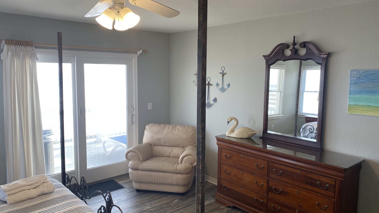 Photo of Bedroom in Ocean Hill